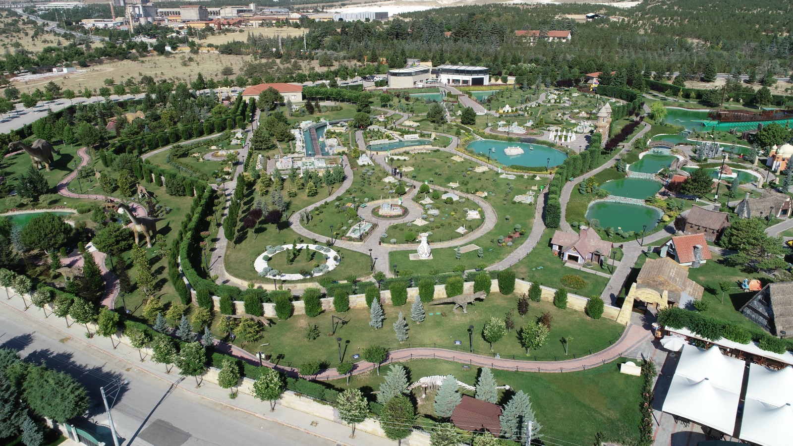 80 Günde Devr-i Alem Parkı - Meram Belediyesi — fotoğraf 1