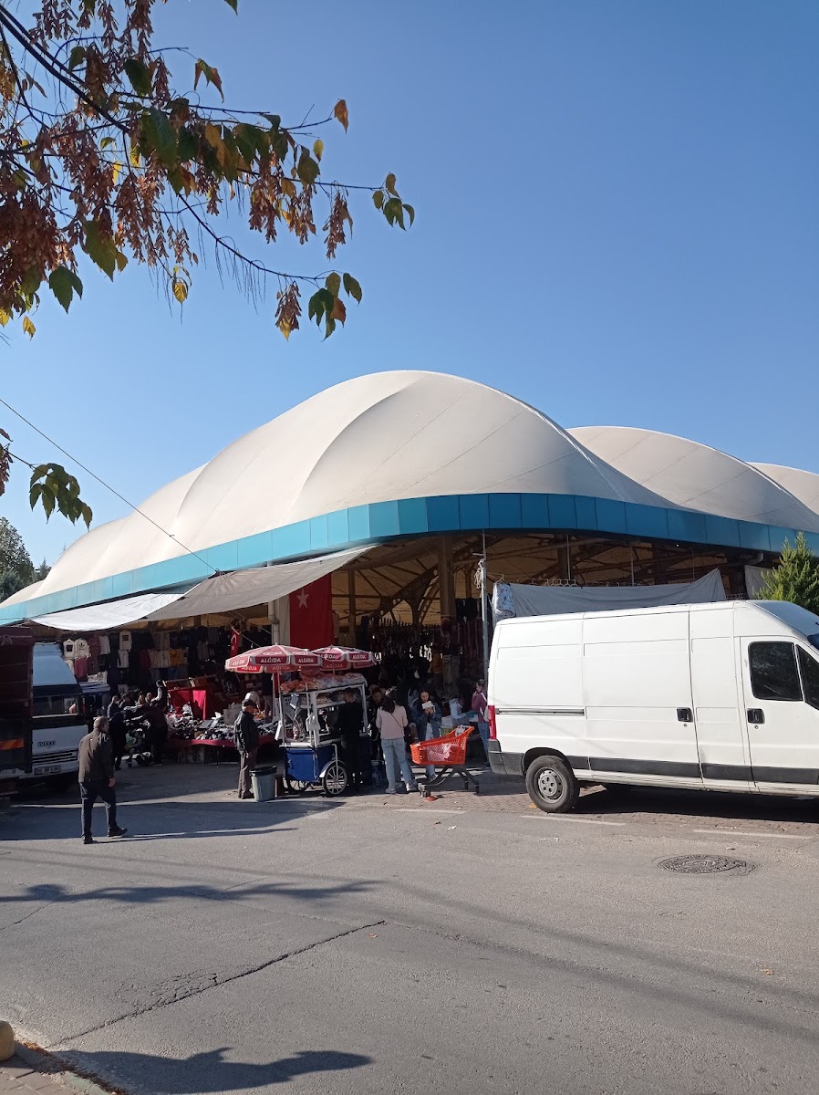 Agora Çarşısı — fotoğraf 1