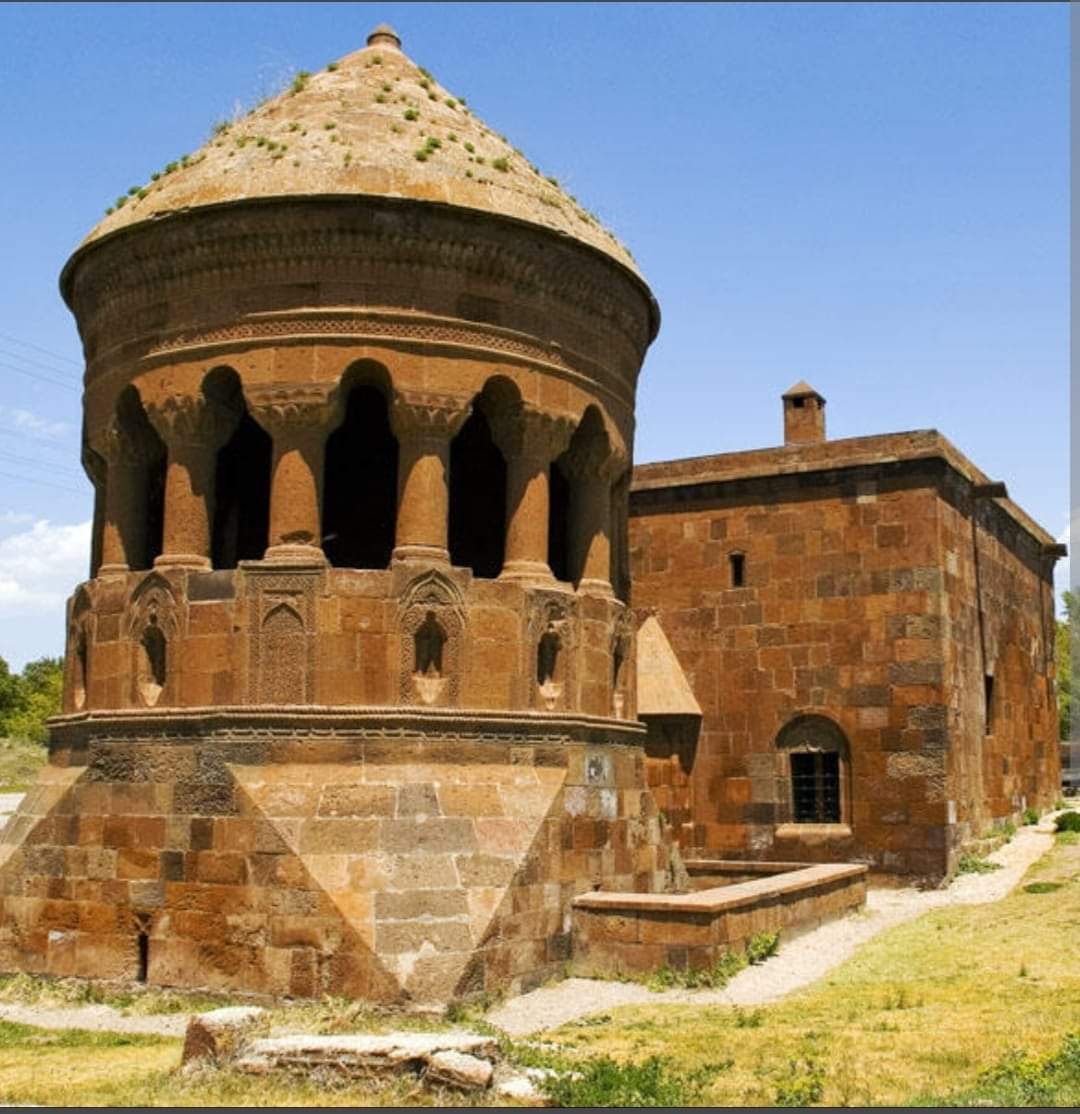 Ahlat Kalesi
