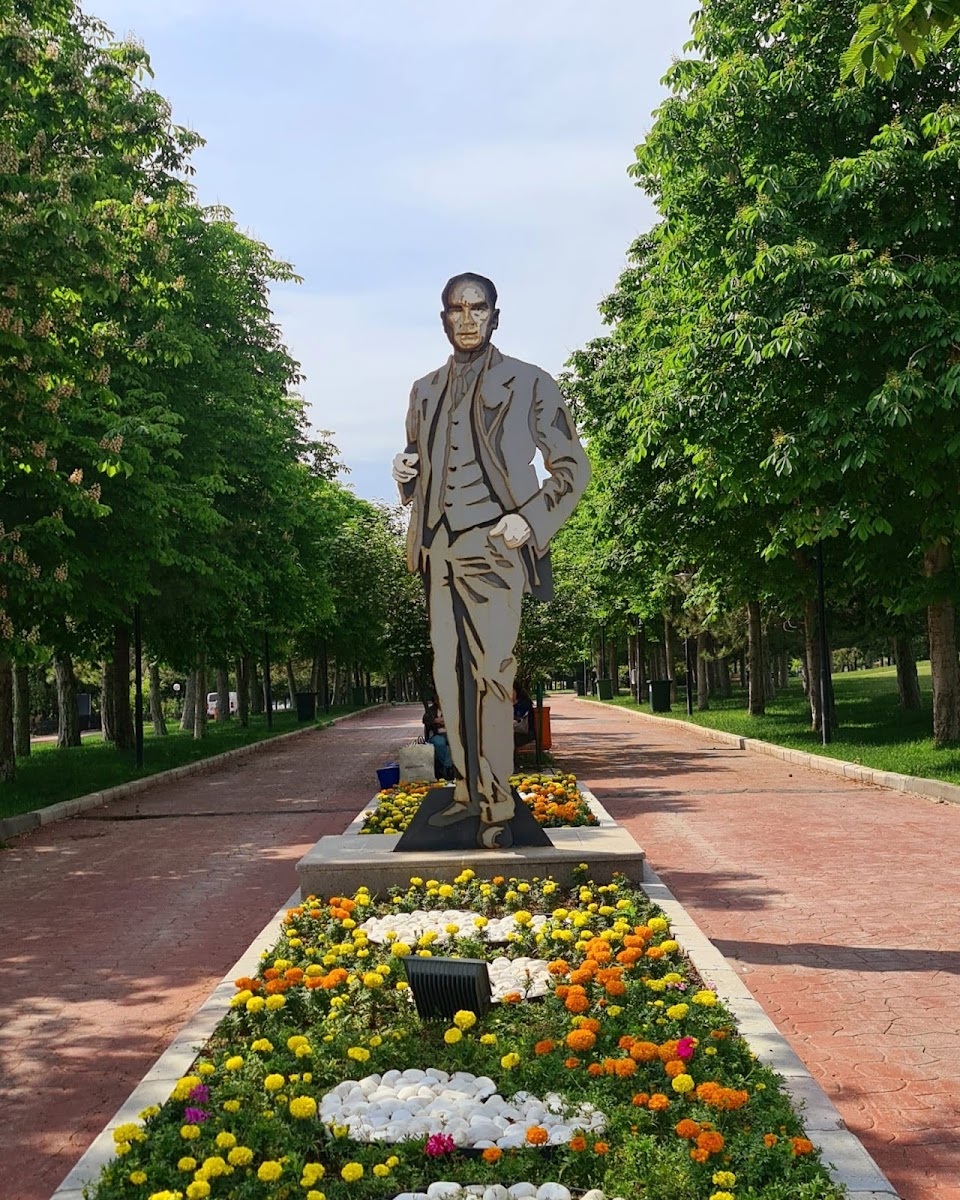Ahlatlıbel Atatürk Parkı — fotoğraf 5
