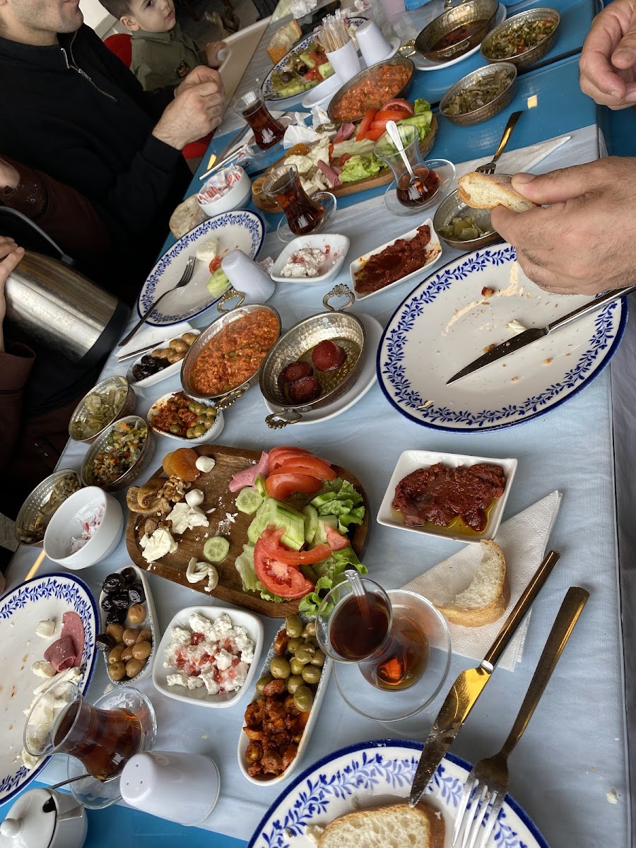 Akasya Altı Kahvaltı & Balık Restoranı — fotoğraf 2
