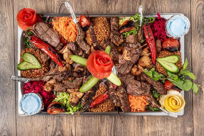 AKGÜN RESTAURANT KAVURMACI BÜLENT USTA — fotoğraf 2