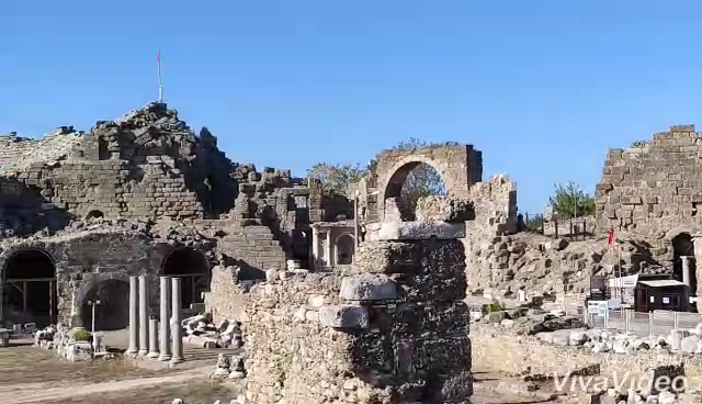 Anıtsal Çeşme (Nymphaeum) — fotoğraf 3