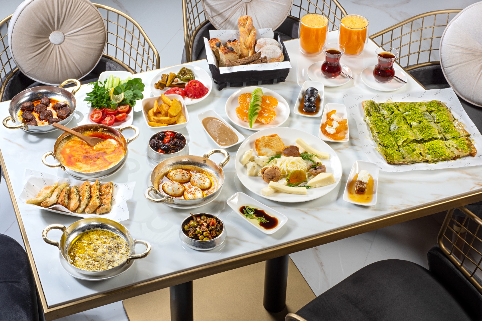 AVLU CAFE — fotoğraf 9