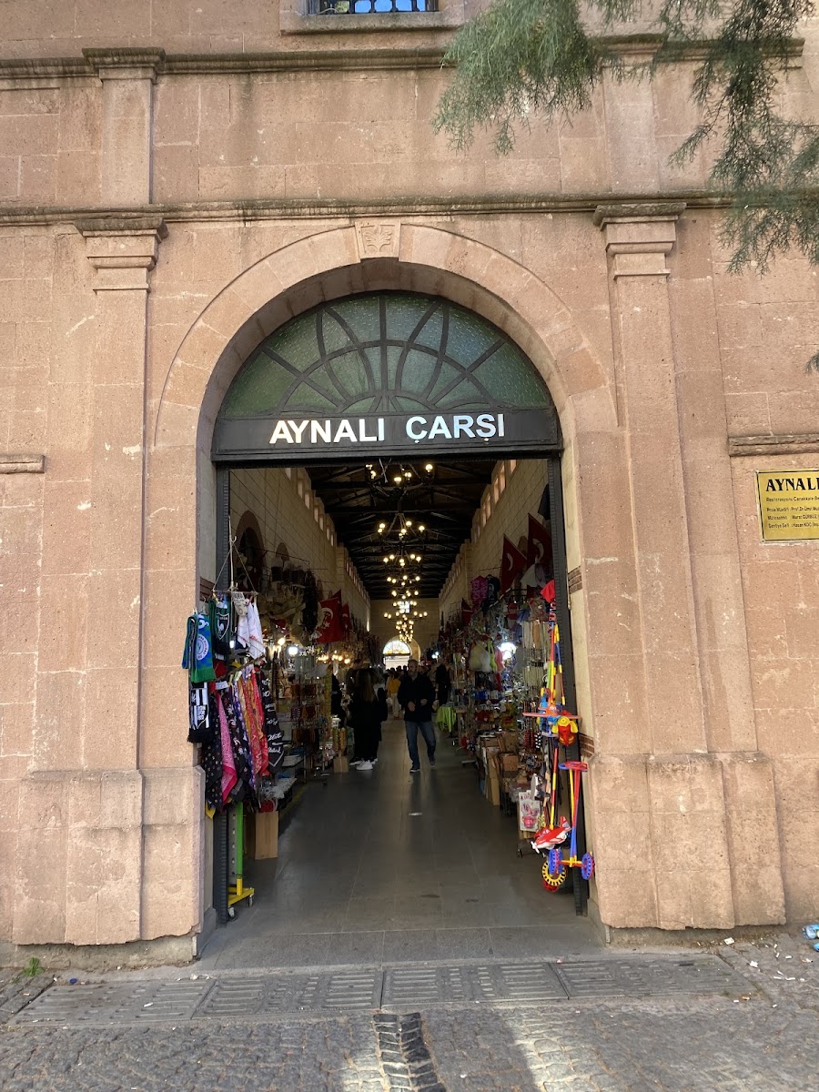 Aynalı Çarşı — fotoğraf 1