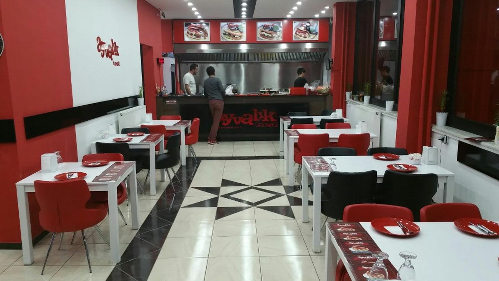 Ayvalık Tost — fotoğraf 4