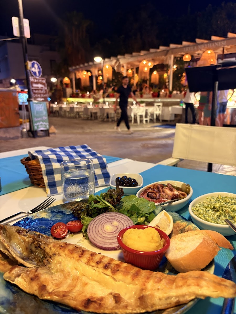 Balıkçı Meyhanesi Kaleiçi — fotoğraf 5