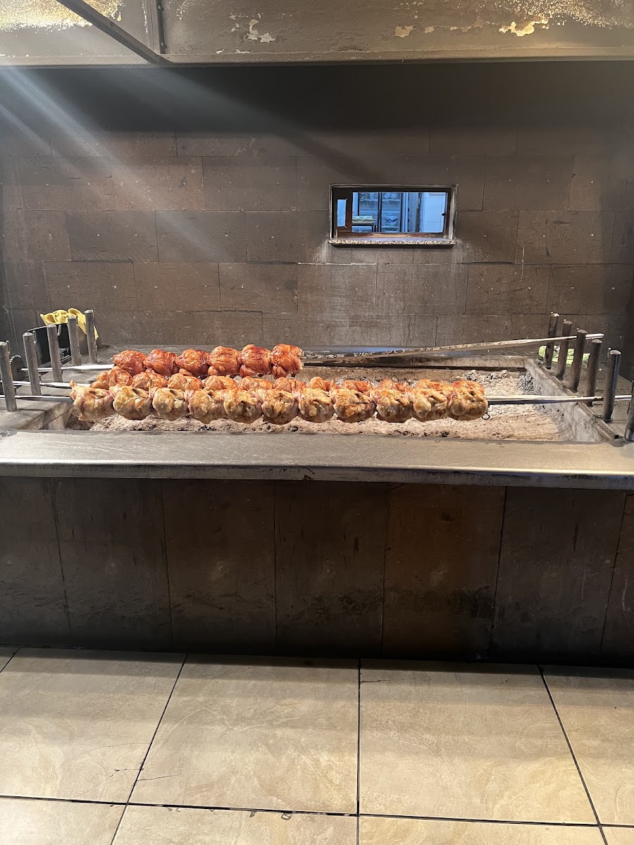 Basrioğlu Piliç Çevirme-Kanat-Köfte-Kuzu Tandır-Satır Adana/Urfa — fotoğraf 5