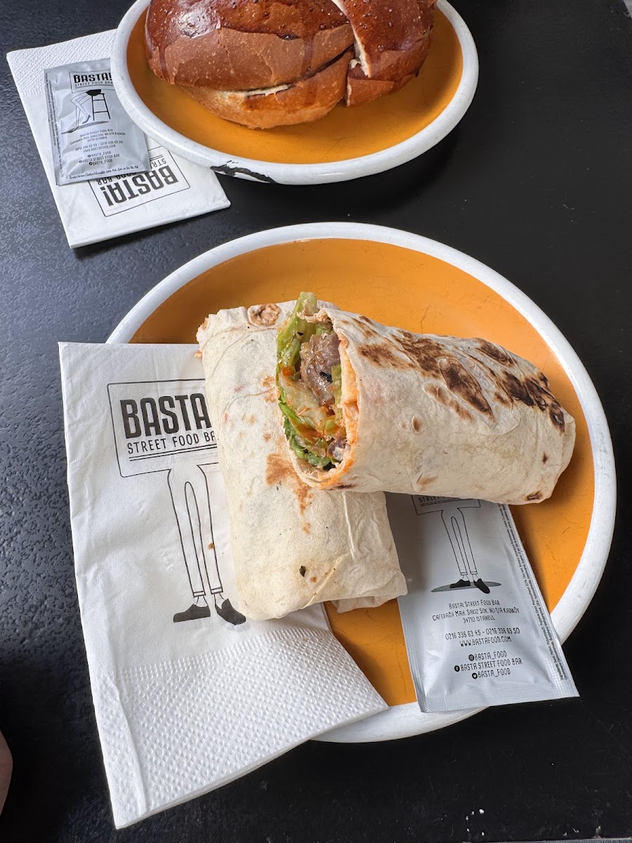 Basta Street Food Bar — fotoğraf 5