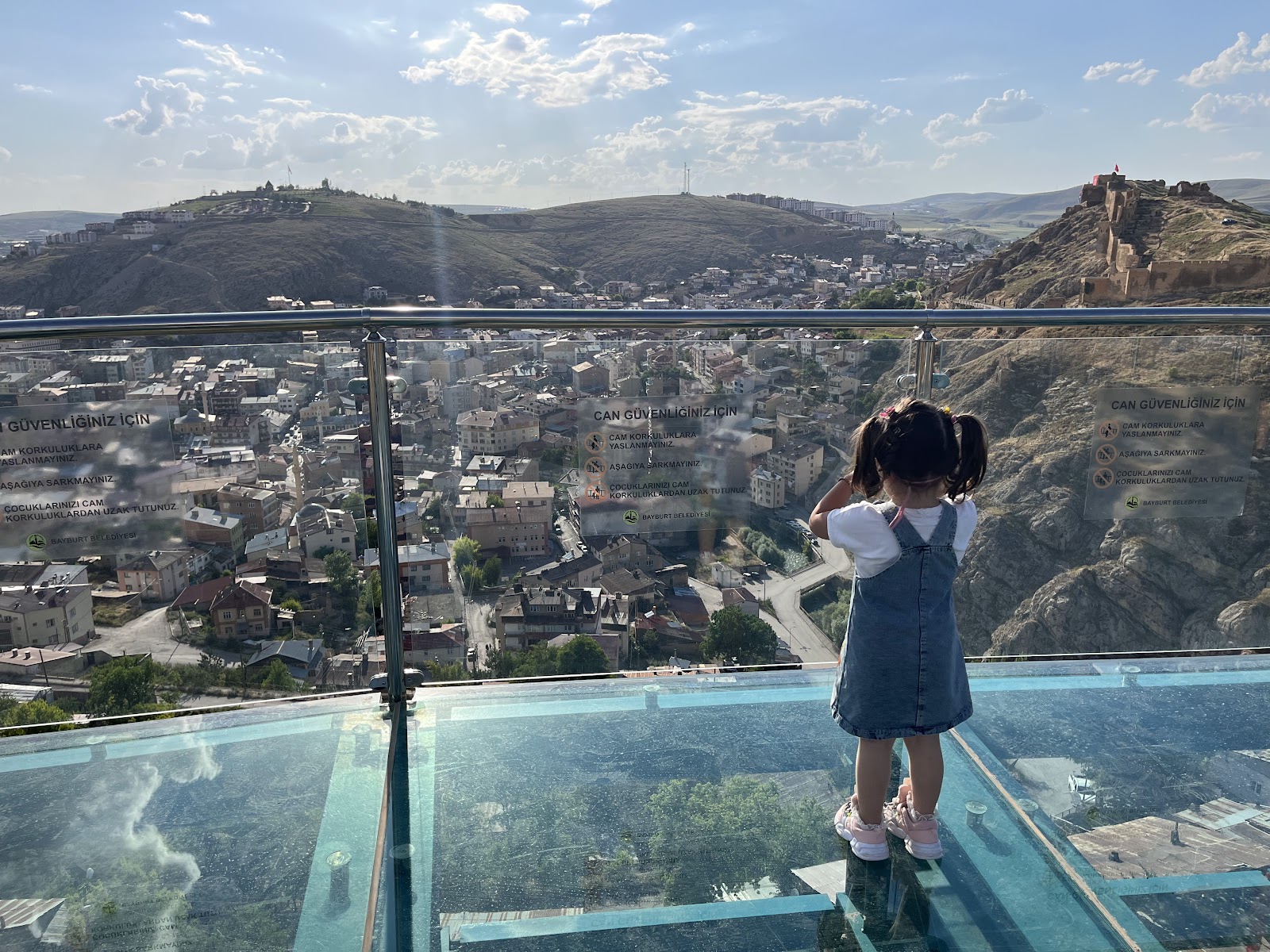 Bayburt Belediyesi Bamsı Beyrek Seyir Terası Sosyal Tesisleri — fotoğraf 6