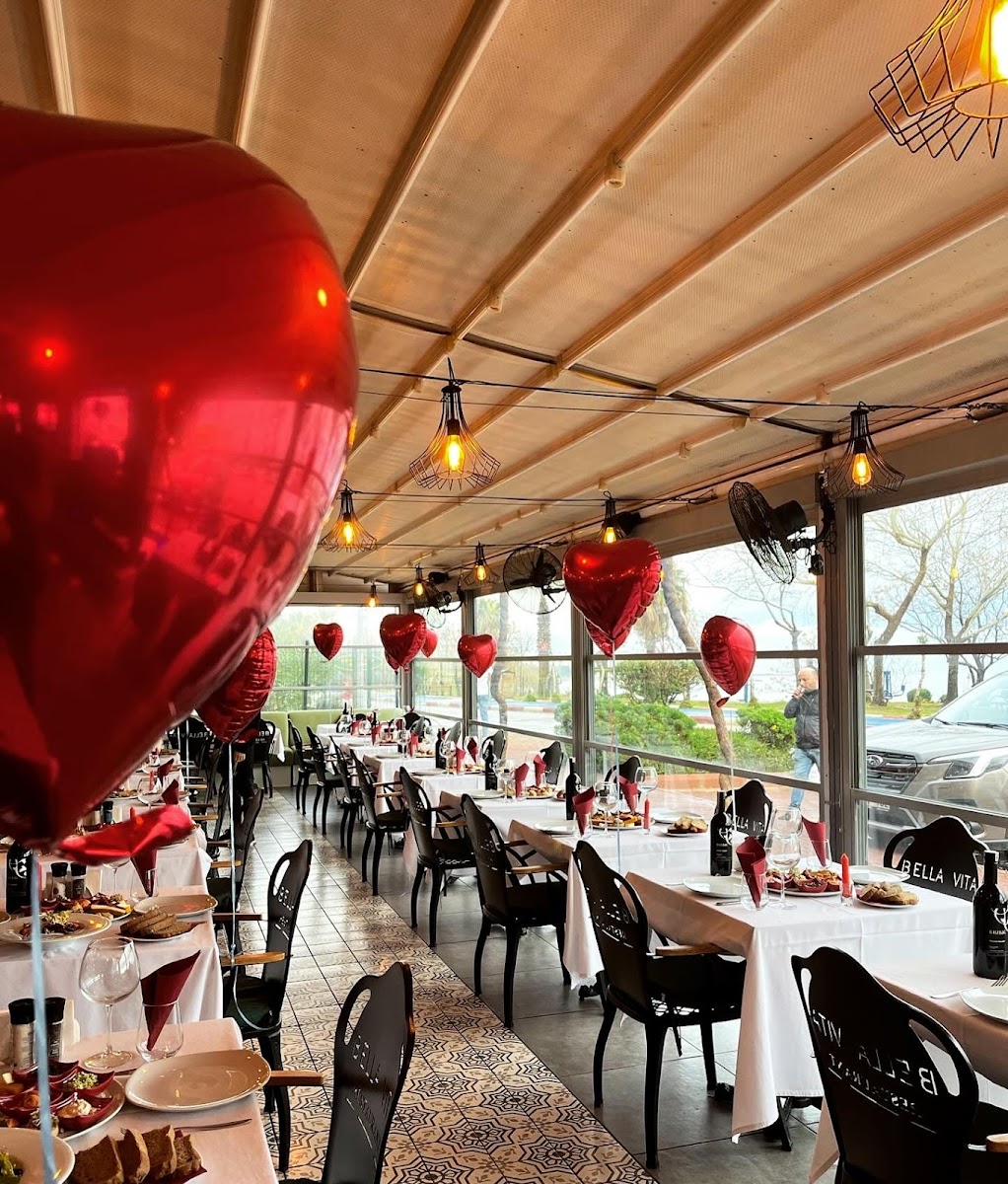 Bella Vita Restaurant — fotoğraf 1