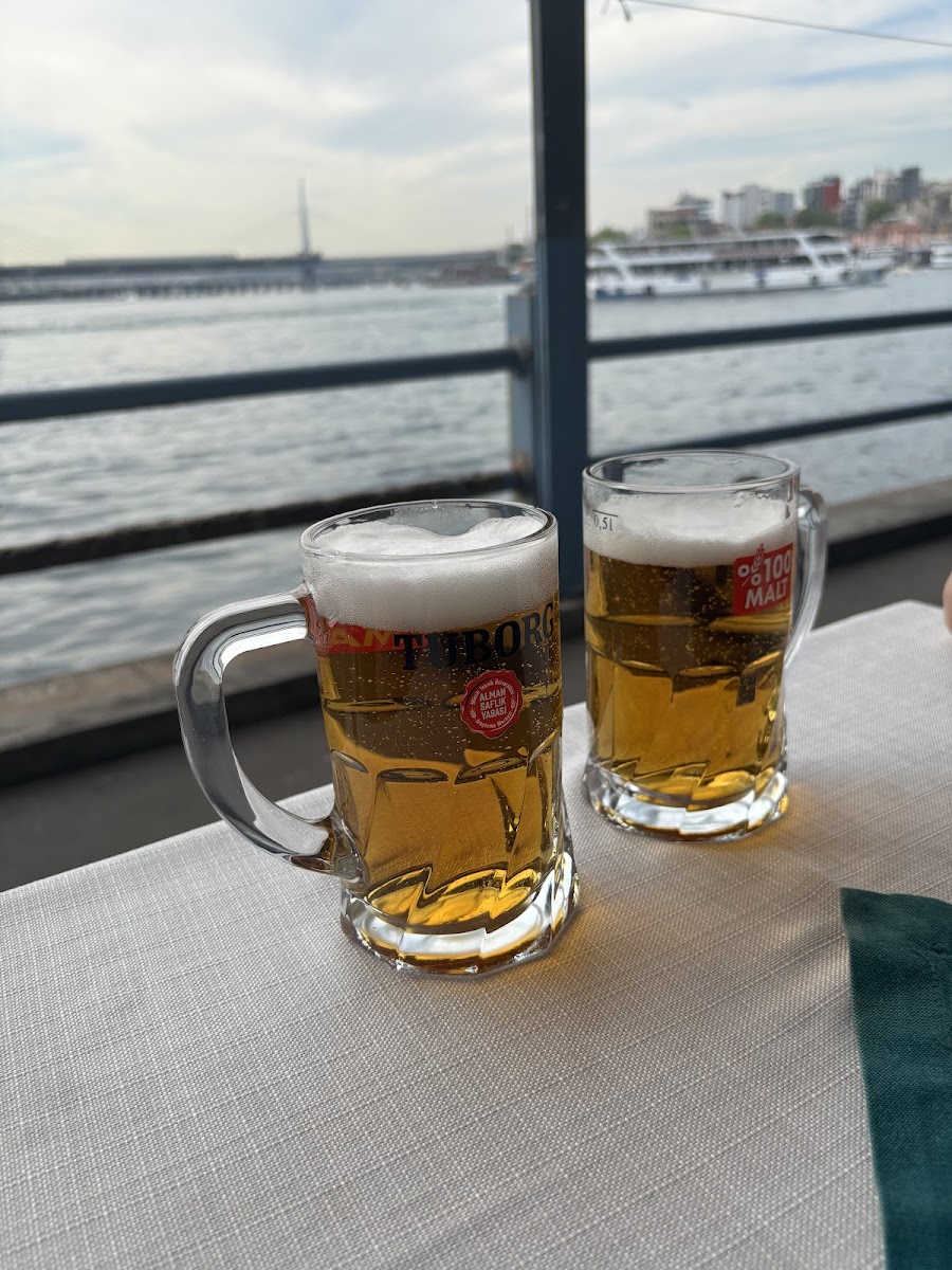 Beyaz İnci Restaurant Galata Köprüsü — fotoğraf 2