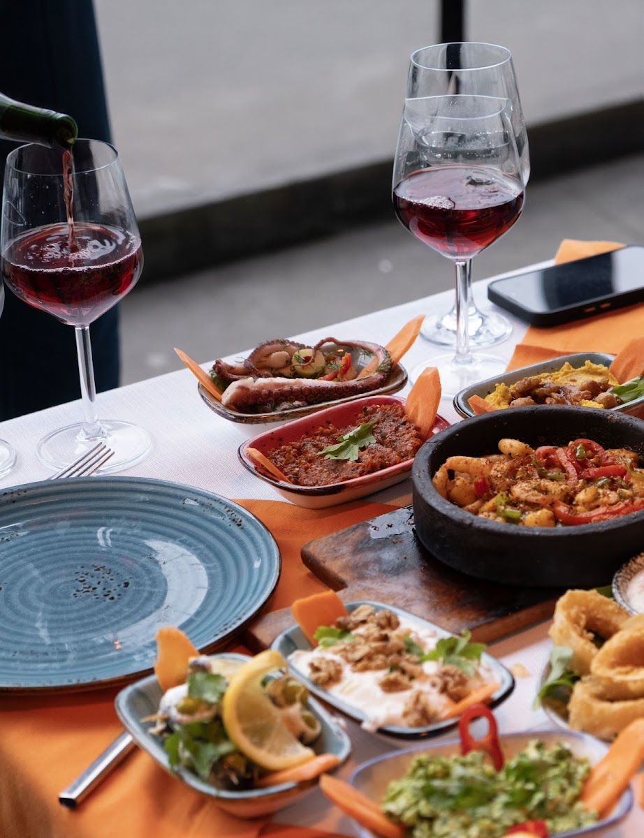 Beyaz İnci Restaurant Galata Köprüsü — fotoğraf 10