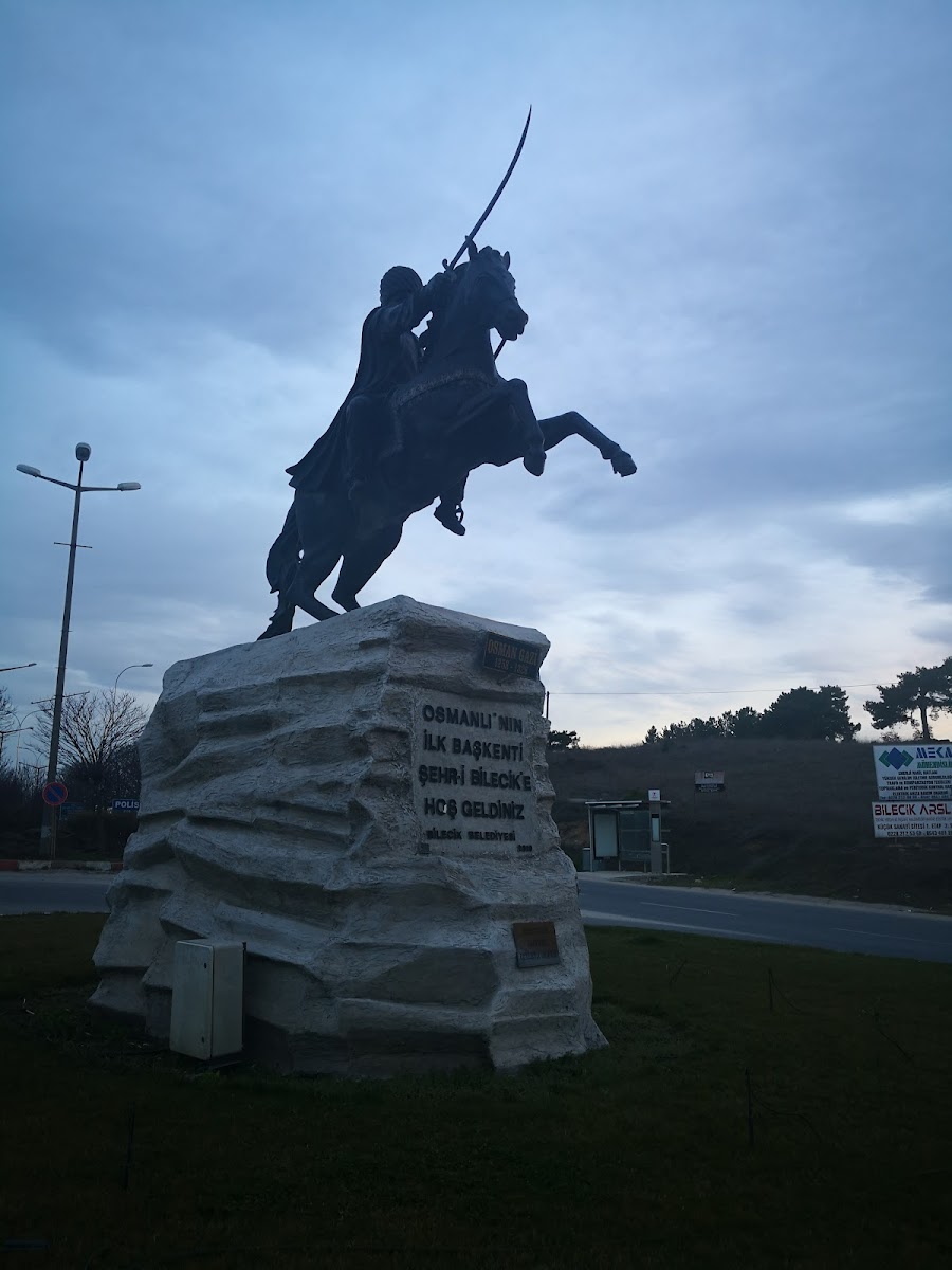 Bilecik Osman gazi heykeli — fotoğraf 1