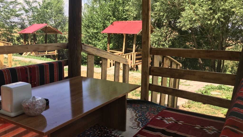 Bingöl Doğa Alabalık Tesisleri Ve Kır Kahvaltı Bahçesi