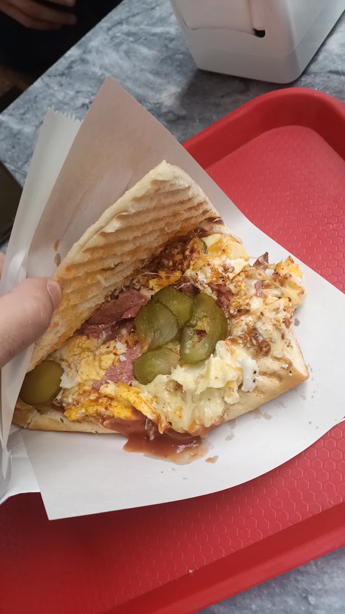 Bombaci Burhan — fotoğraf 3