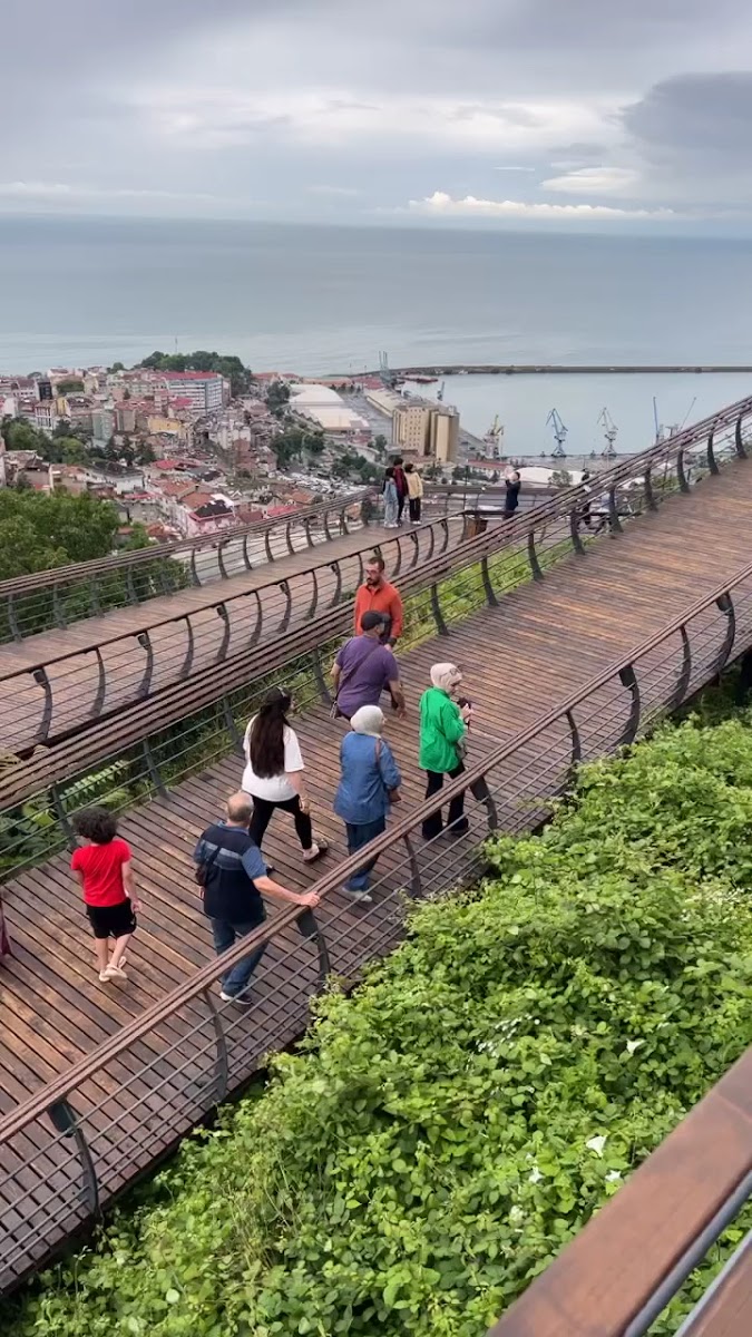 Boztepe Volkan Konak Seyir Terası — fotoğraf 3