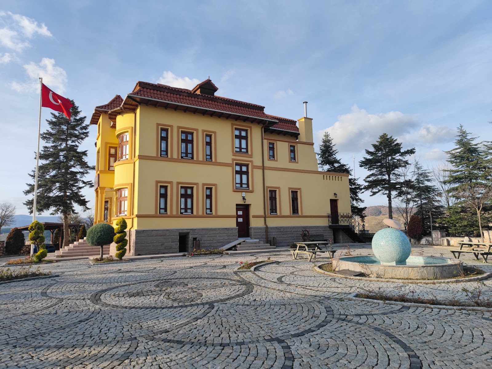 Bilecik: Bozüyük müzesi, İnönü ve zafer anıtları