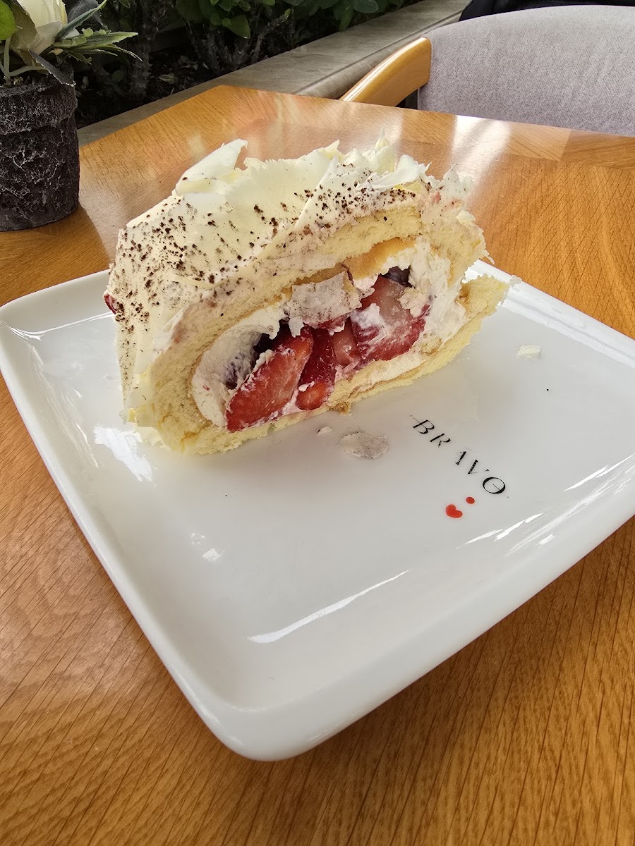 Bravo Patisserie — fotoğraf 10