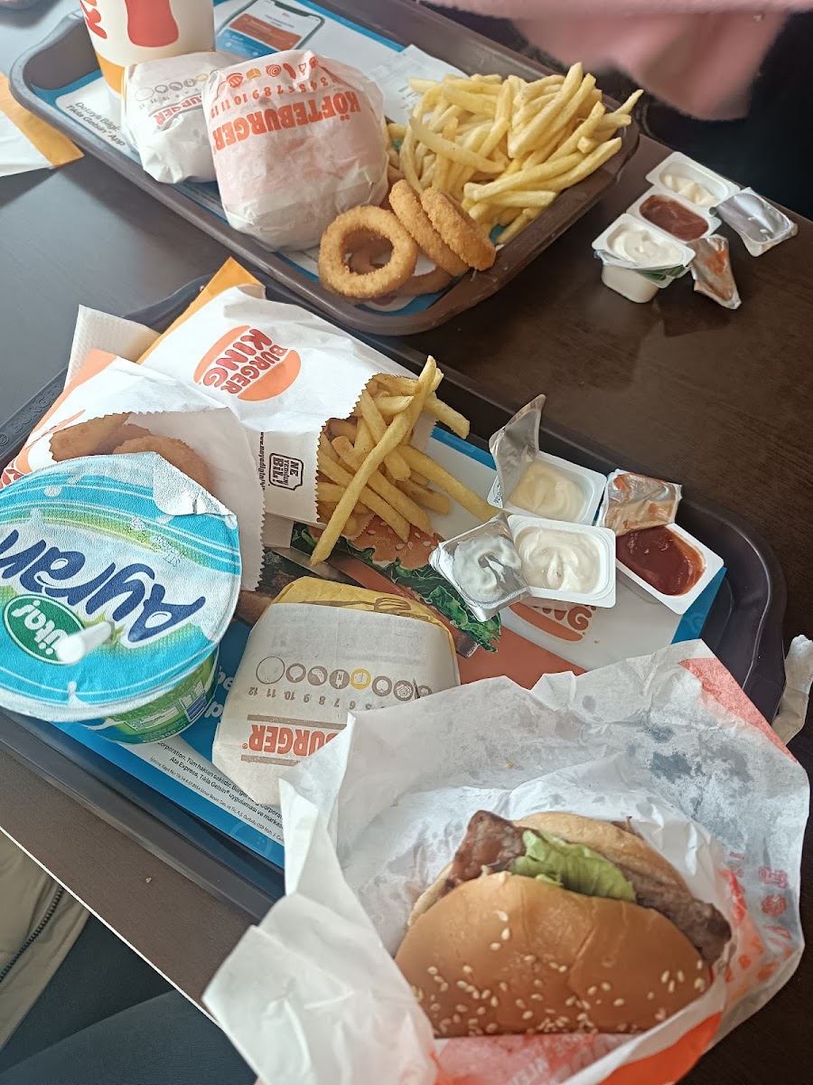 Burger King - Konya Zafer Caddesi — fotoğraf 4