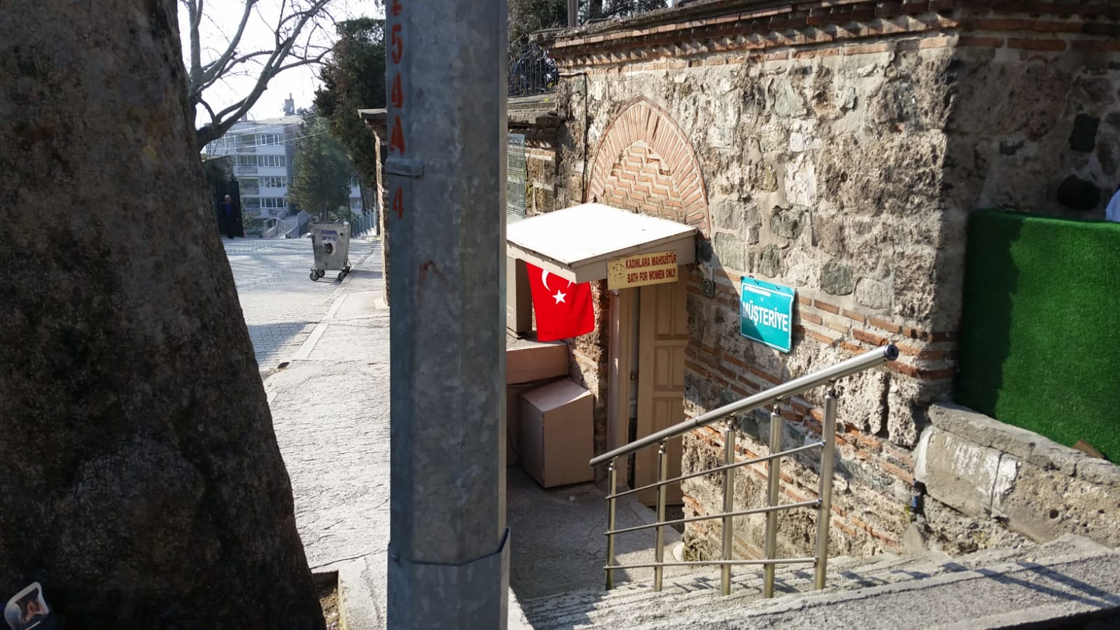 Bursa Tarihi Çekirge Sultan Hamamı — fotoğraf 2