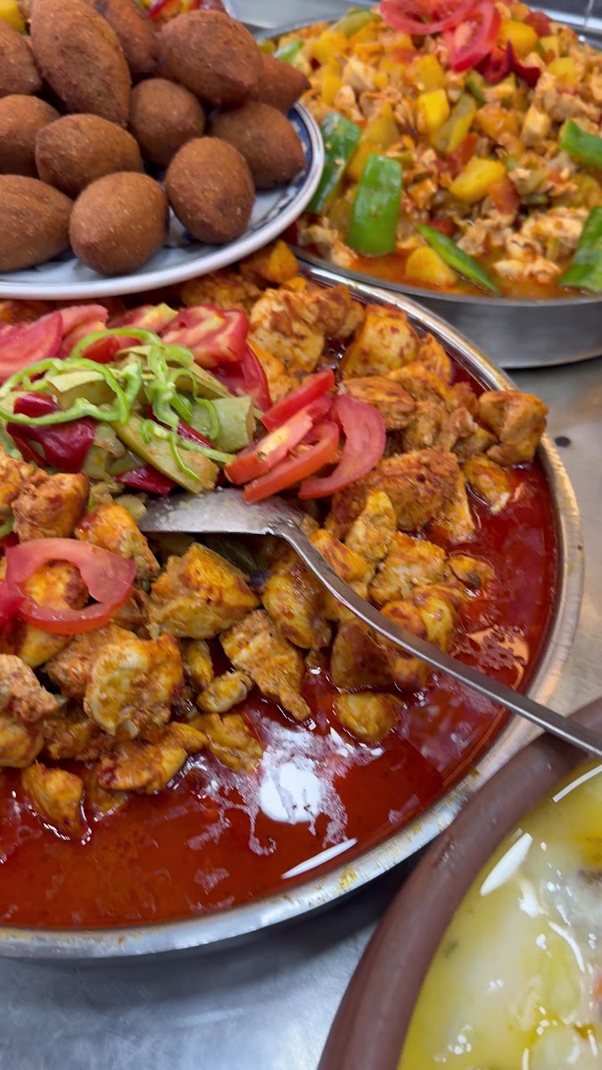 Buyruk Esnaf Lokantası | 1980'den Bugüne | Lezzet Adresi | Osmanlı Mutfağı | Sirkeci Lokanta — fotoğraf 4