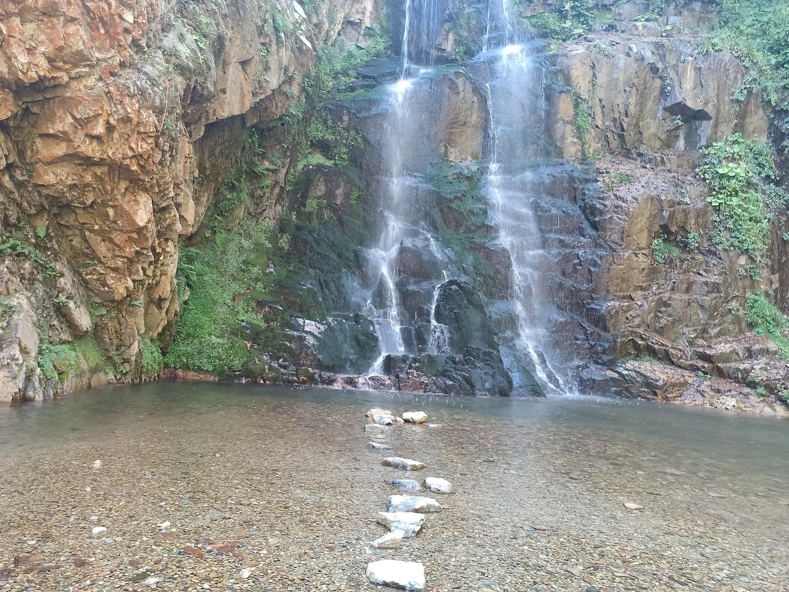 Çağlayandibi Şelalesi Tabiat Parkı — fotoğraf 1