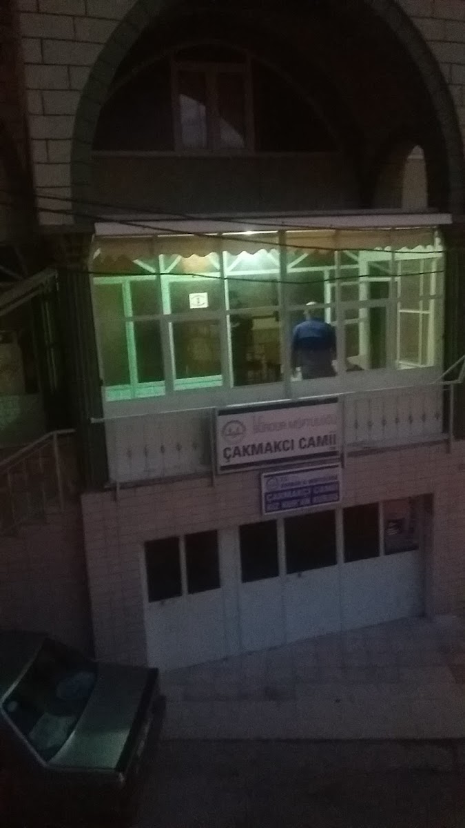 Çakmakçı Cami — fotoğraf 1