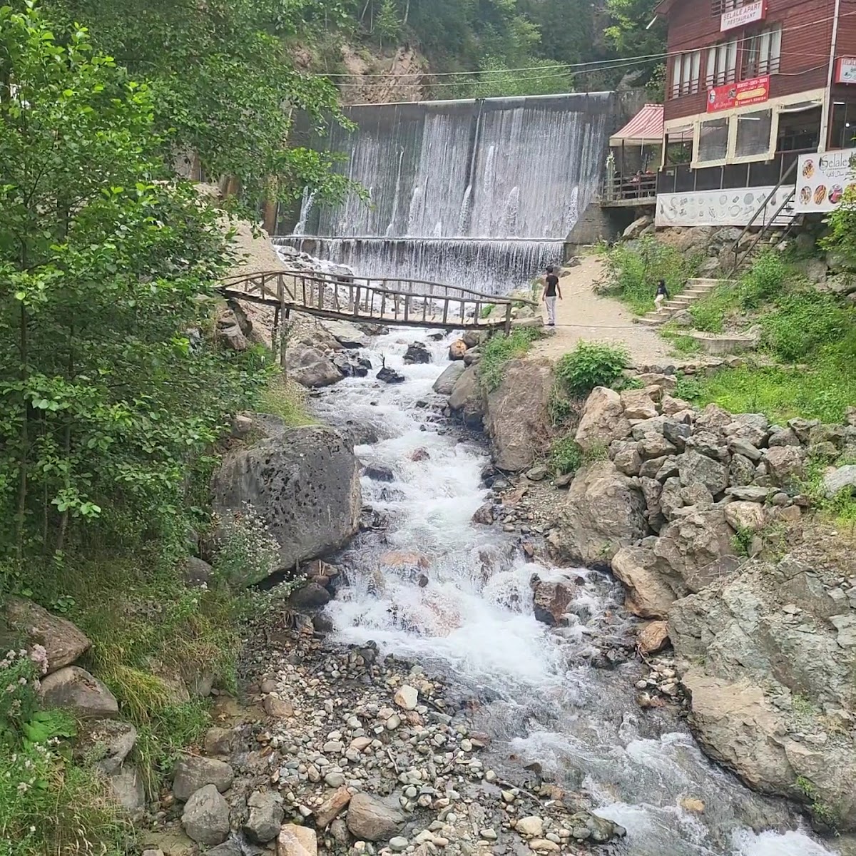 Çaykara Şelalesi — fotoğraf 3