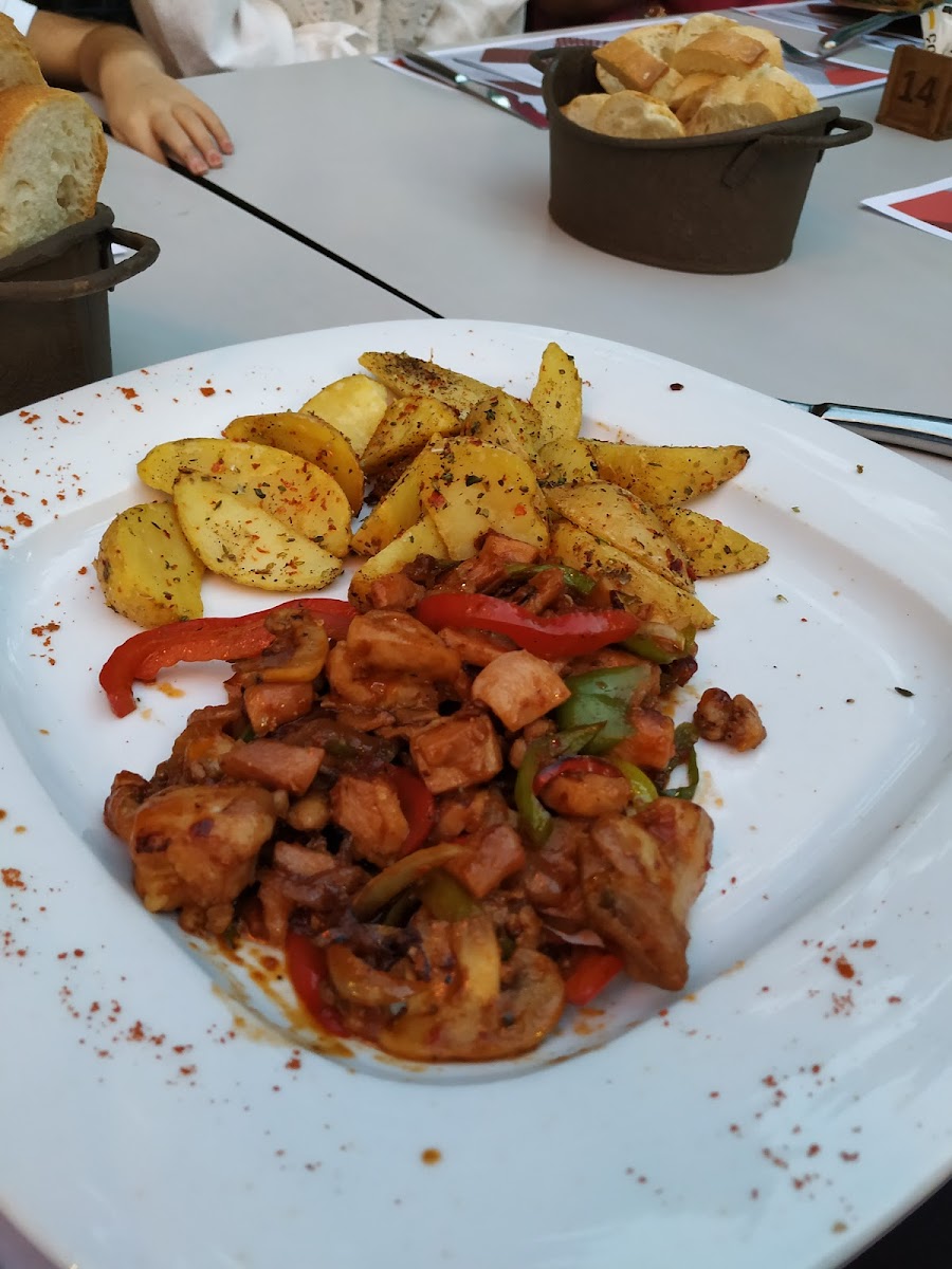 Çayyolu Cafe&Restaurant — fotoğraf 4