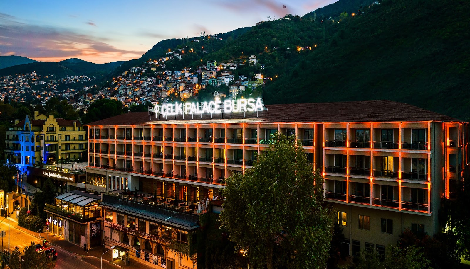 Çelik Palas Hotel Convention Center & Thermal Spa — fotoğraf 1