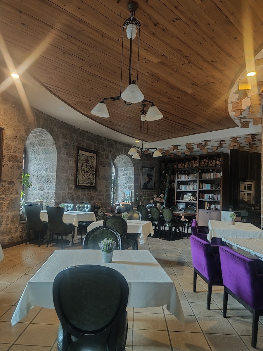 Cephanelik Restaurant Cafe — fotoğraf 2