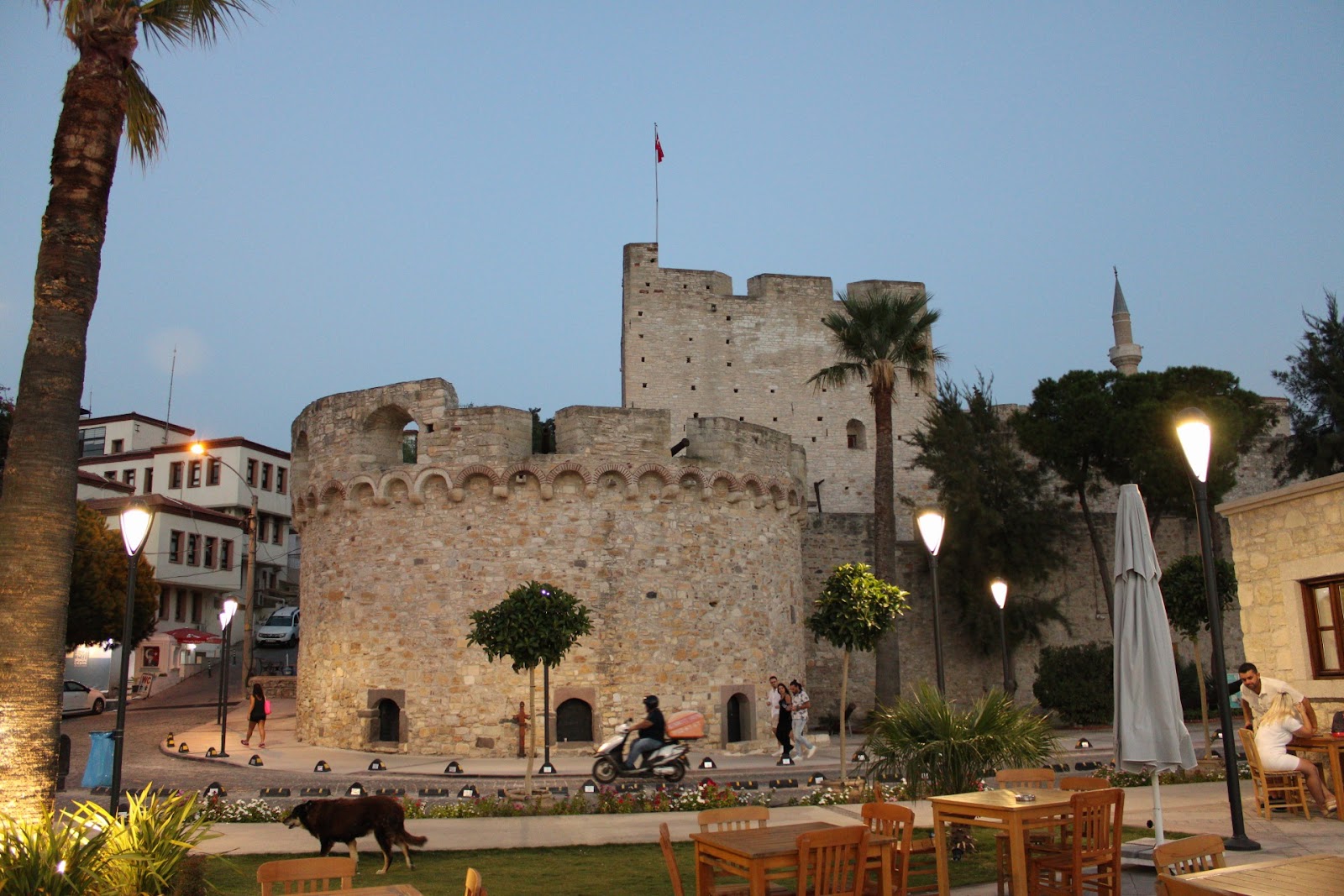 Çeşme Kalesi — fotoğraf 1