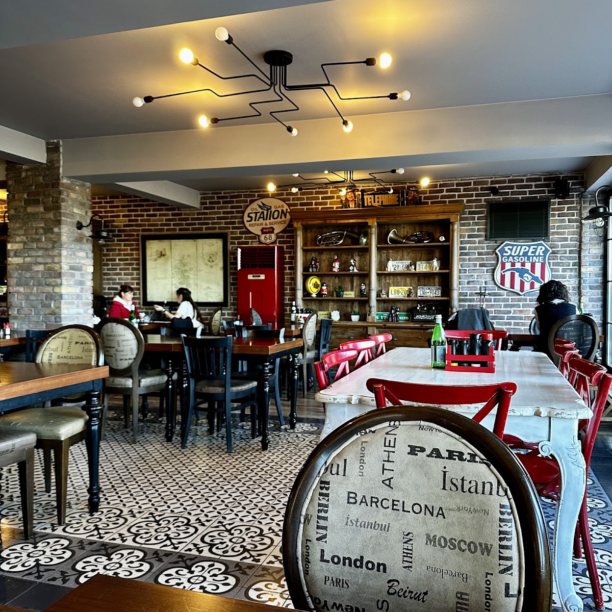 Chef Edward's — fotoğraf 1