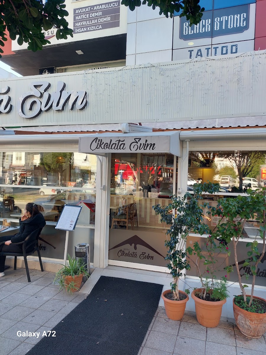 Çikolata Evim Konyaaltı — fotoğraf 1