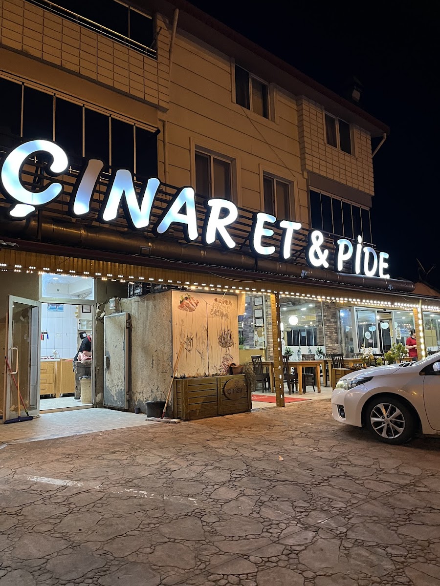Çınar Restaurant Et & Pide — fotoğraf 1