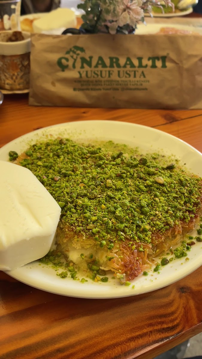 Çınaraltı Künefe Yusuf Usta — fotoğraf 3