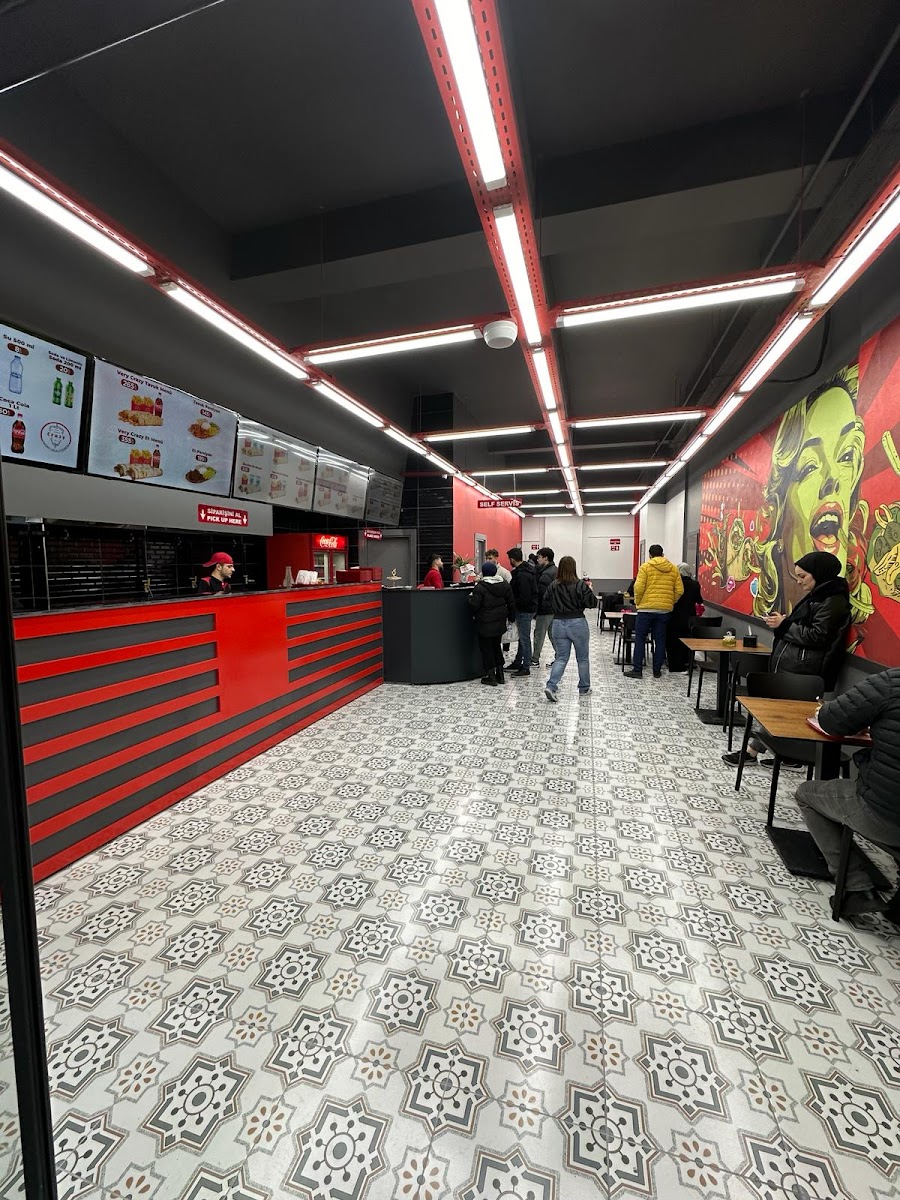 CRAZY DÖNER ERZİNCAN — fotoğraf 5