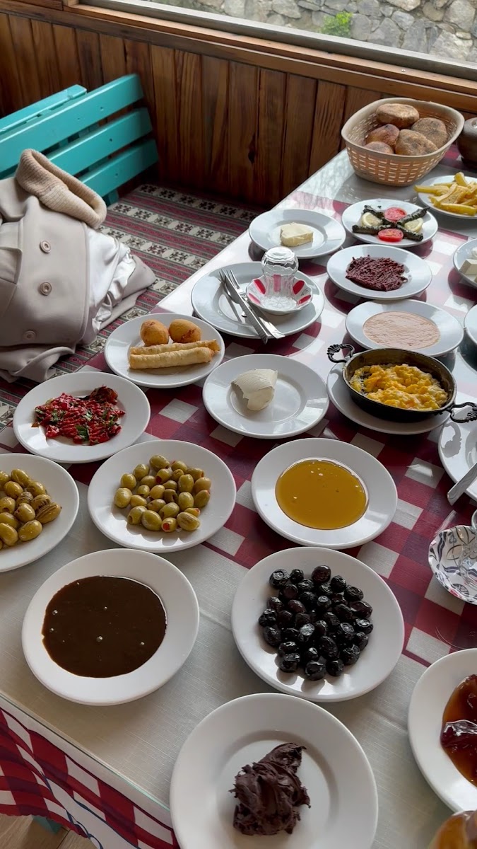 Cumalıkızık Mavi Yıldız Lezzet Diyarı Köy Kahvaltısı — fotoğraf 4