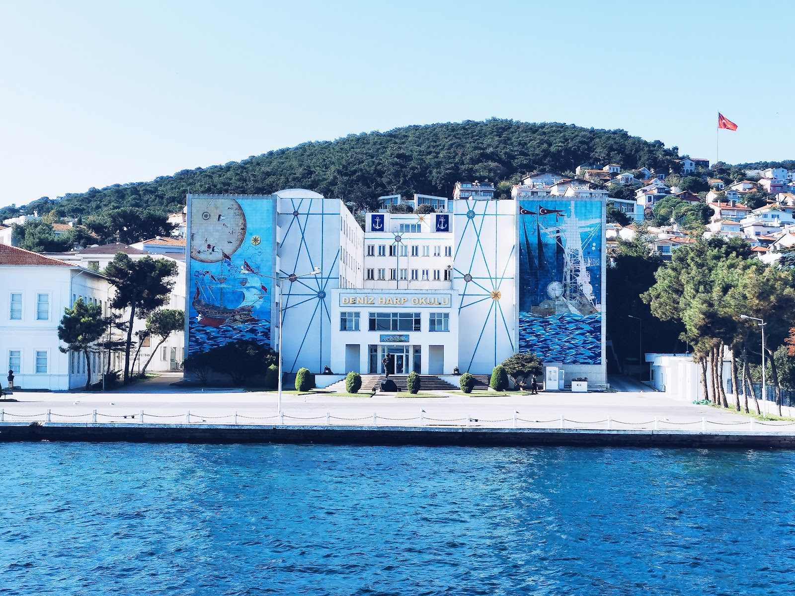 Deniz Harp Okulu Heybeliada Yerleşkesi Komutanlığı — fotoğraf 1