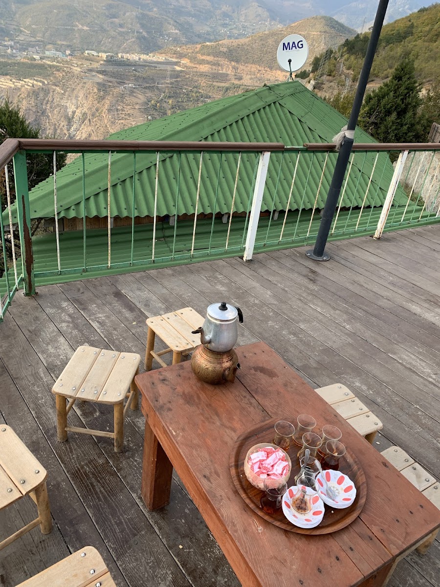 Deriner Barajı Seyir Terası — fotoğraf 1