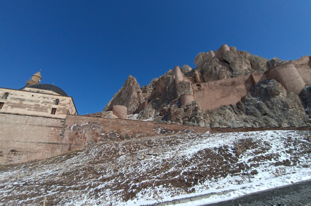 Doğubayazıt Kalesi — fotoğraf 2