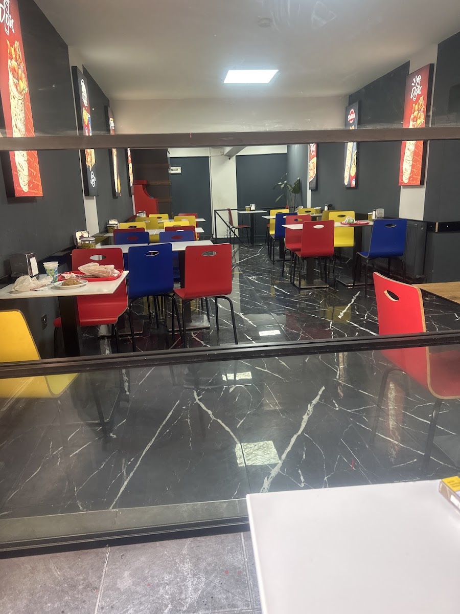 Dois Döner Çankırı — fotoğraf 1