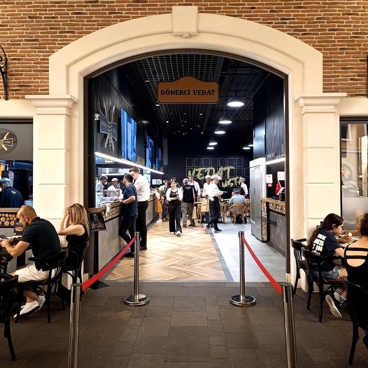 Dönerci Vedat Usta | İzmir - İstinyePark — fotoğraf 1