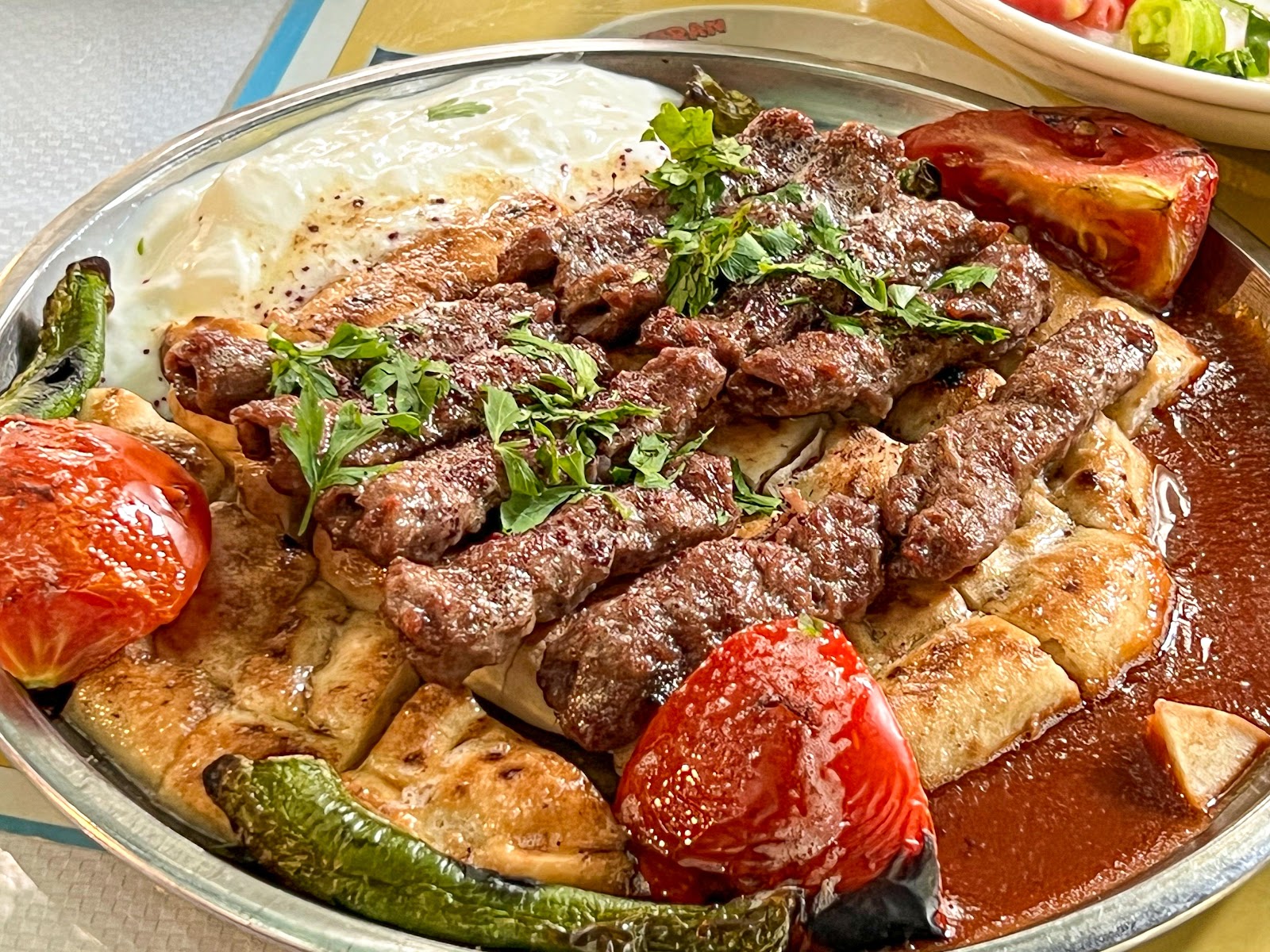 Doyuran Manisa Kebap — fotoğraf 5