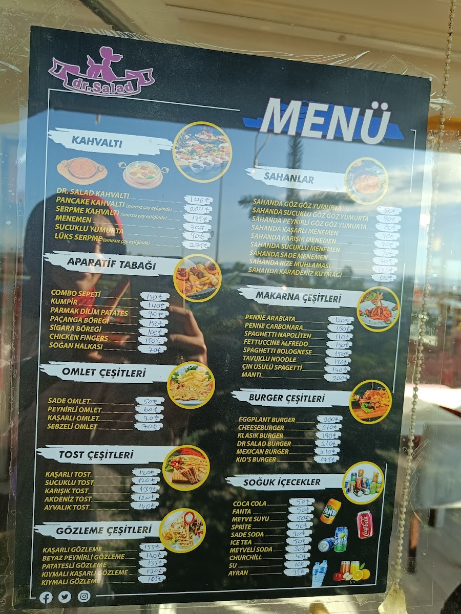 Dr. Salad & Waffle — fotoğraf 2