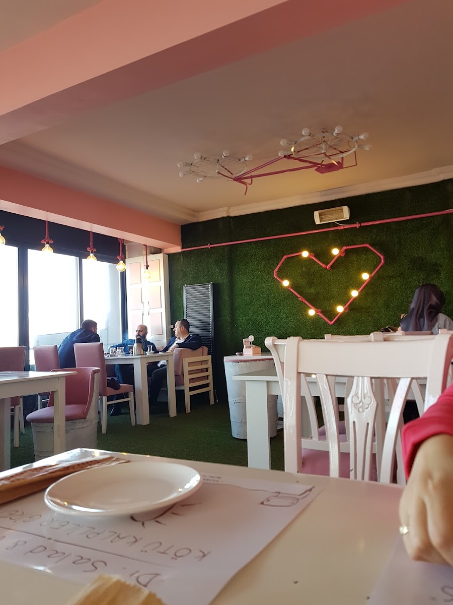 Dr. Salad & Waffle — fotoğraf 5