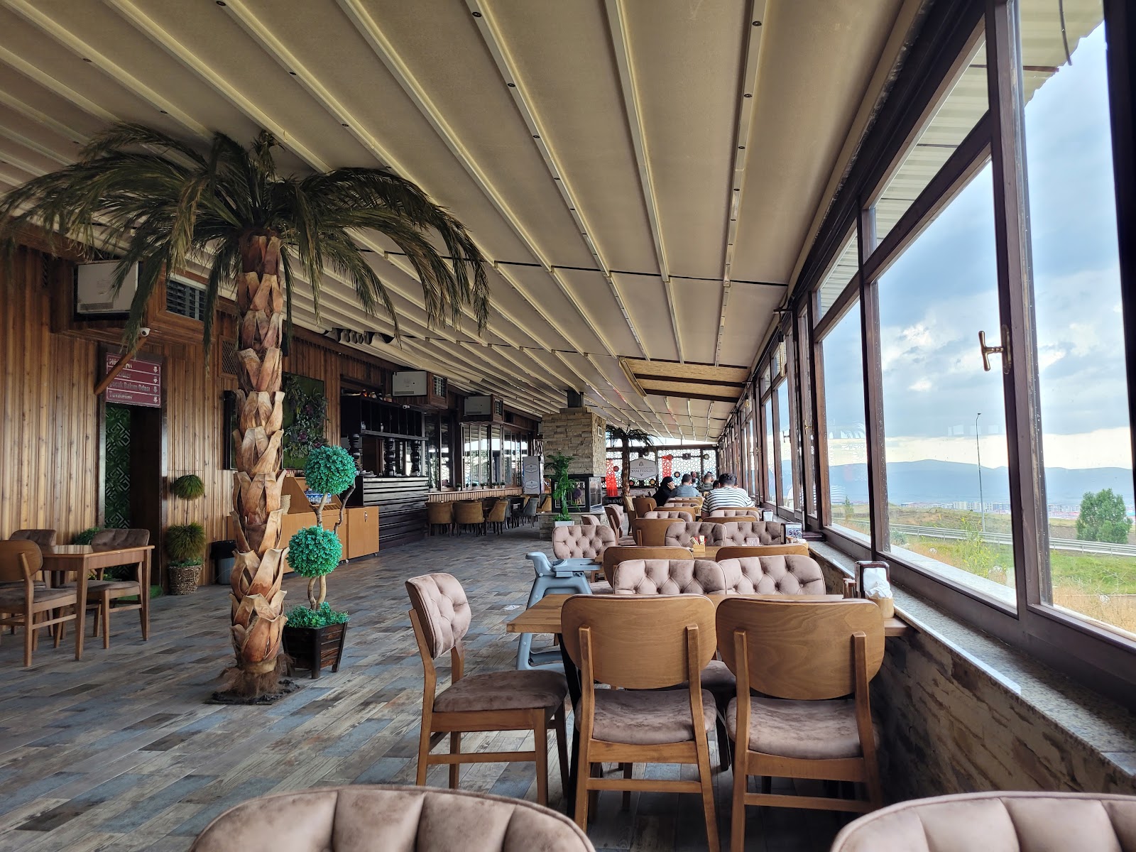 EBB SOSYAL TESİSLER PALANDÖKEN DAĞ KAFE — fotoğraf 6