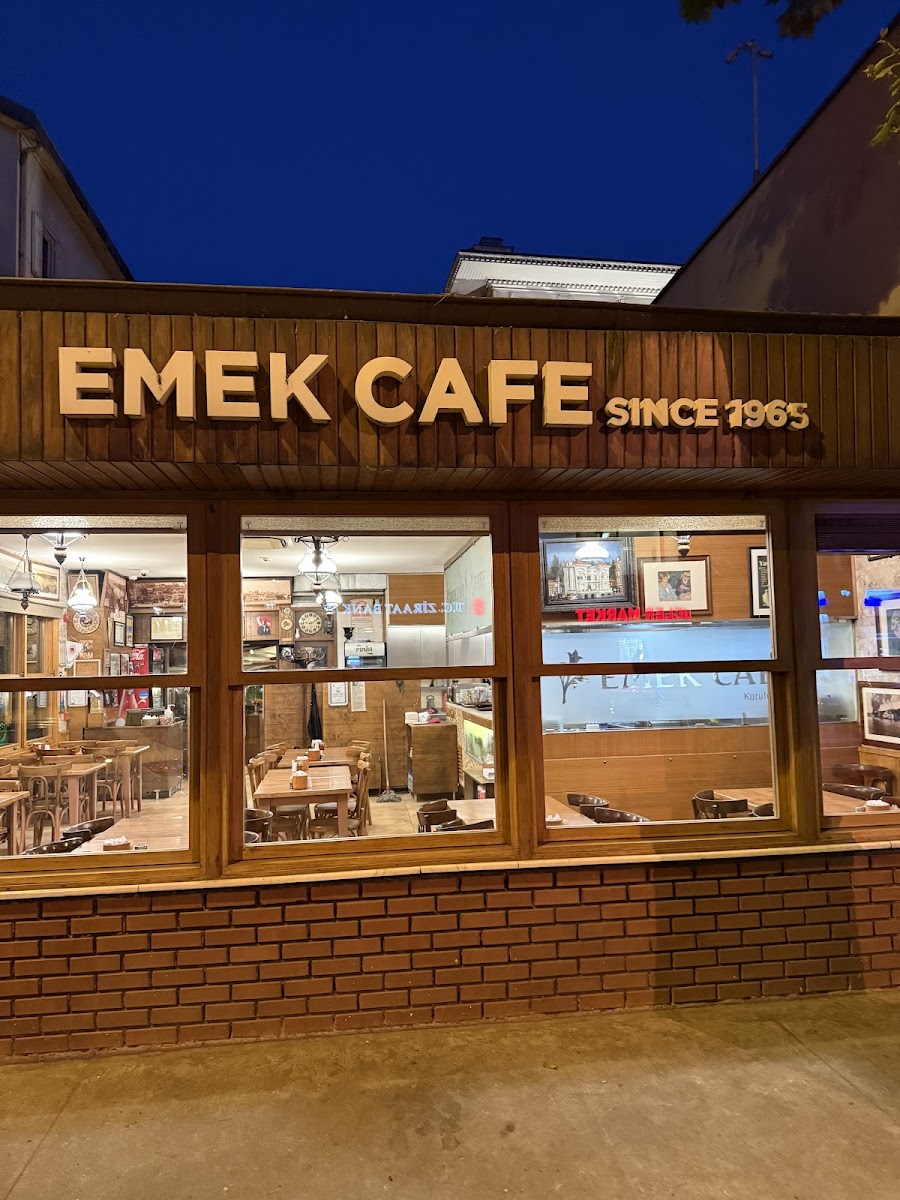 Emek Cafe — fotoğraf 1