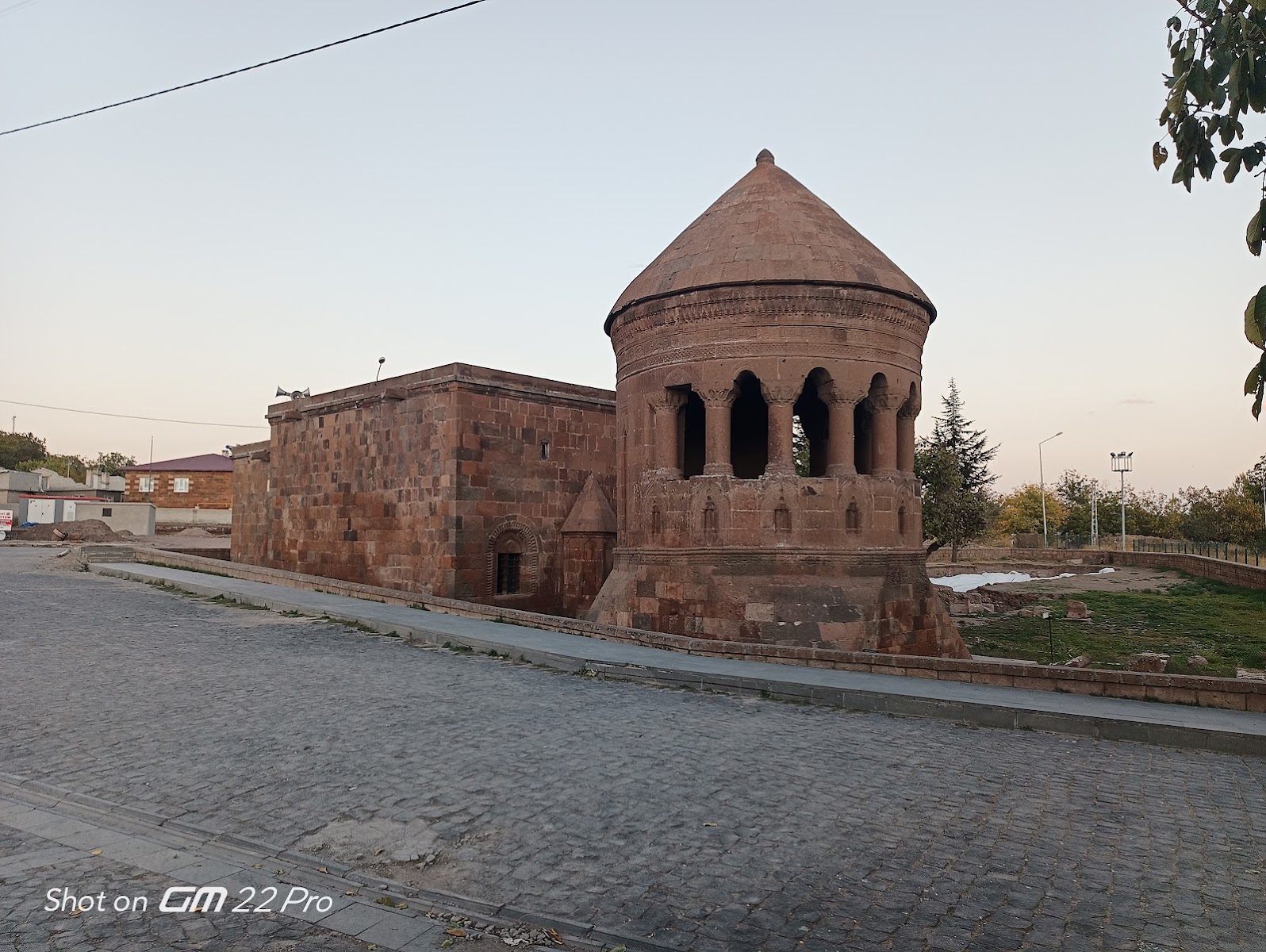 Emir Bayındır Kümbeti — fotoğraf 4
